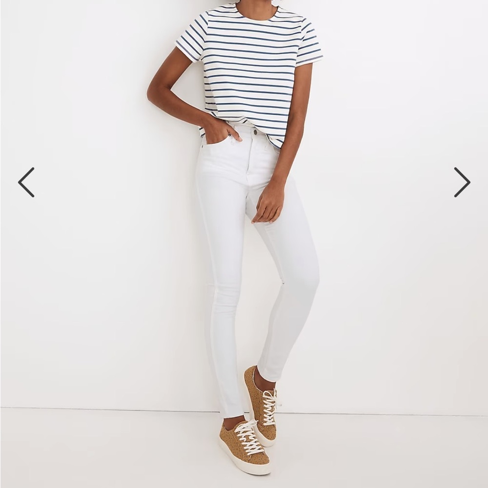 Madewell Petite 10" High-Rise Skinny Jeans in Pure White